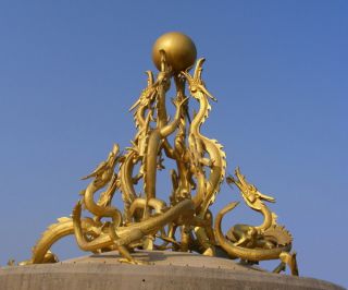 九龙戏珠雕塑_城市广场动物景观