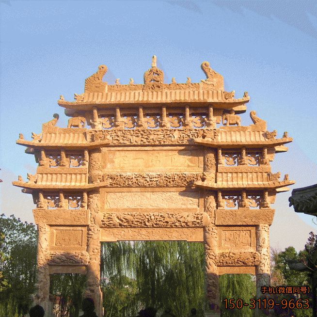 晚霞红石雕牌坊_三间四柱多层牌楼雕塑