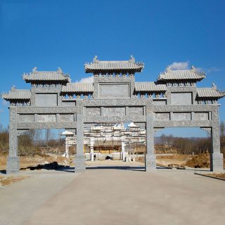 广东新农村门楼和华南古石牌坊修建有什么区别