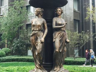 西方三圣的简单介绍
