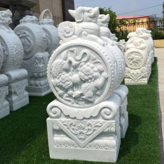 汉白玉石门墩