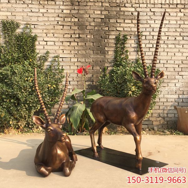 藏羚羊雕塑