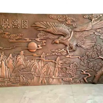 铜浮雕方兴未艾，铁板浮雕悄然现世