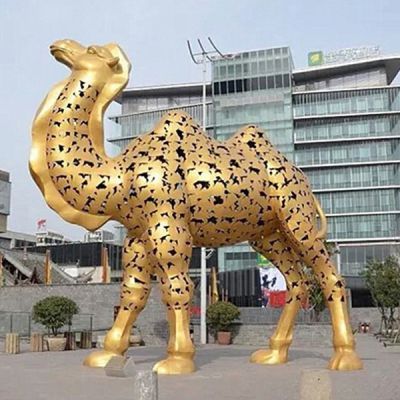 环境背景对不锈钢雕塑的影响