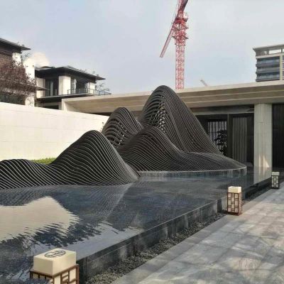 不锈钢雕塑抛光的注意事项