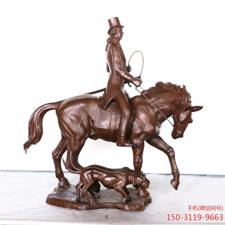 欧式骑马人物和狗雕塑