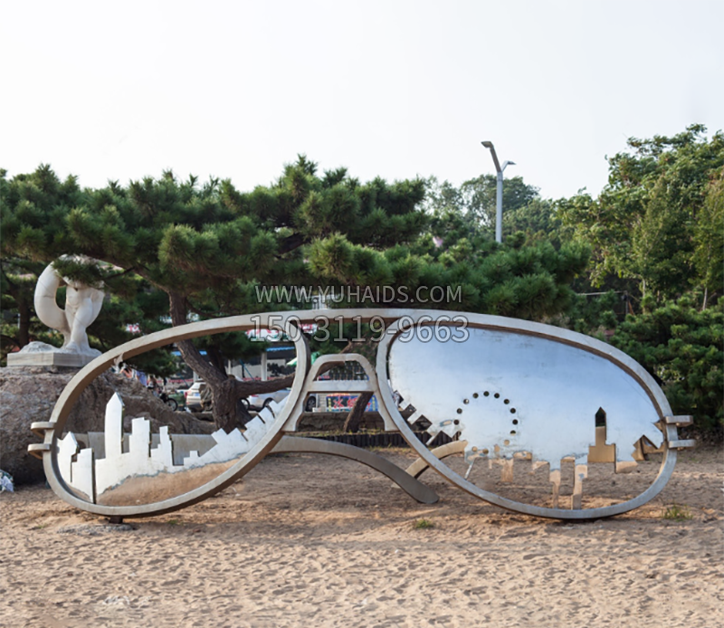 公园不锈钢眼镜雕塑