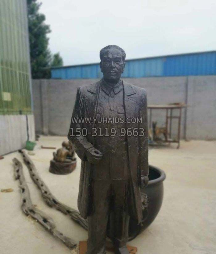 周恩来铜雕 (2)雕塑