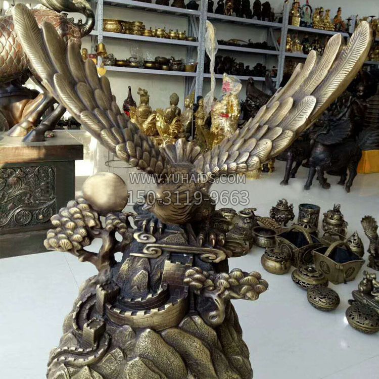 铸铜老鹰雕塑