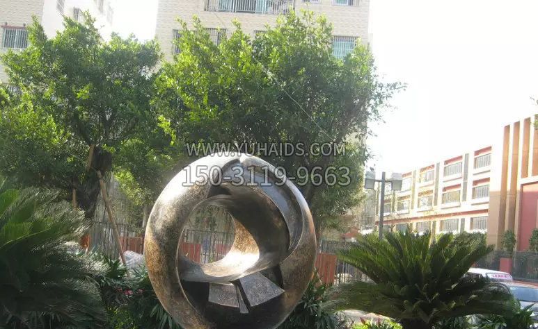 小区不锈钢抽象景观雕塑