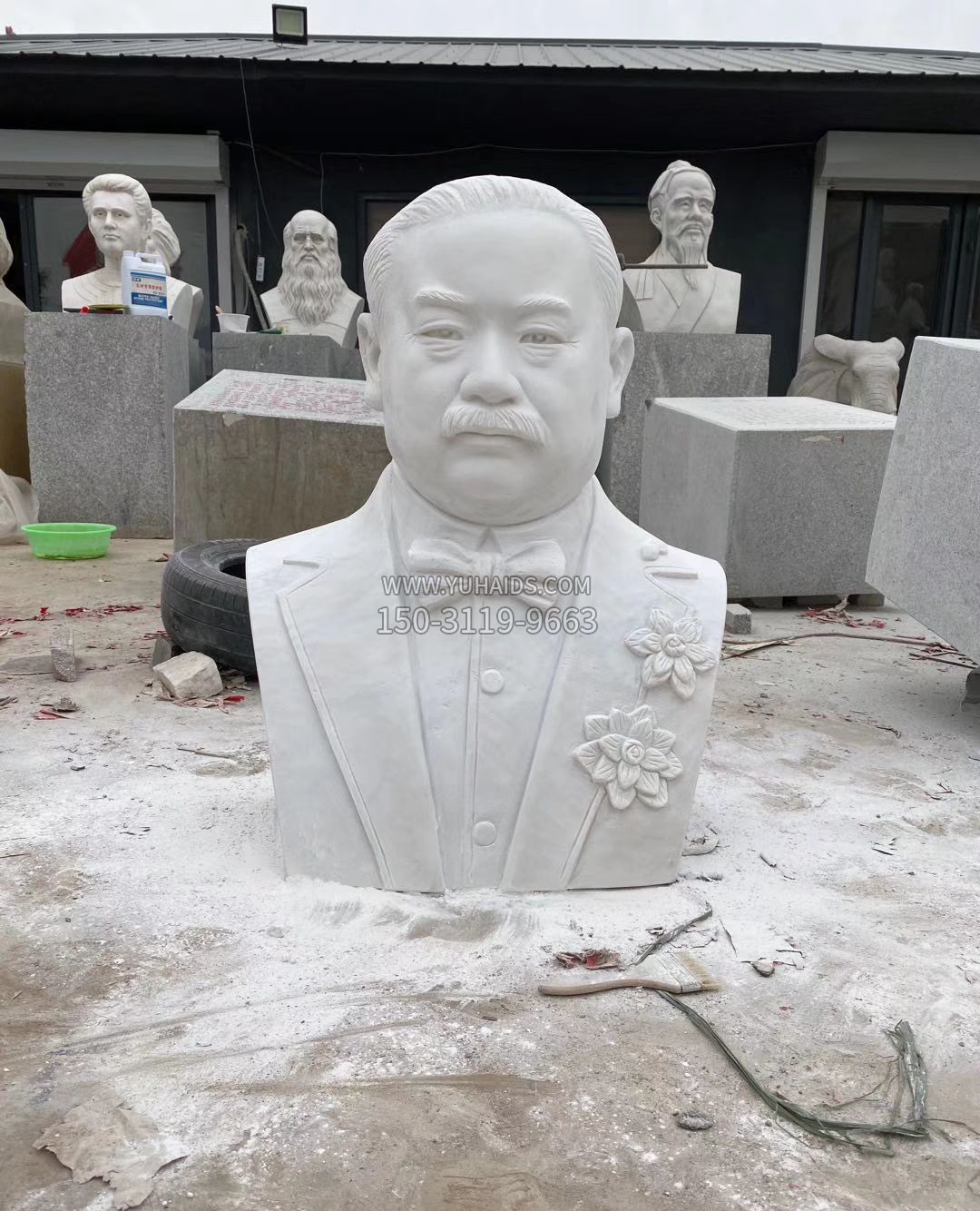 校园名人詹天佑头像石雕雕塑