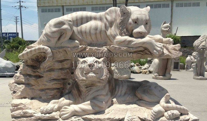 石雕老虎公园动物雕塑