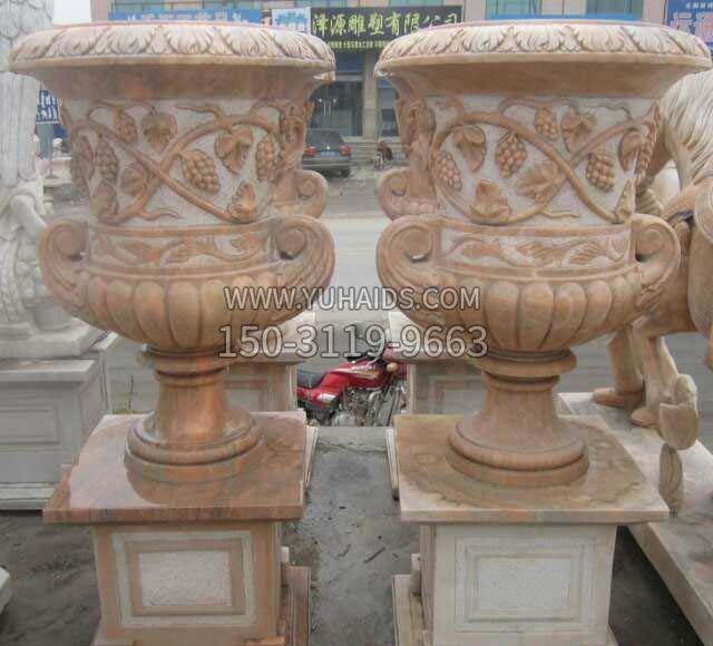 欧式晚霞红花钵雕塑