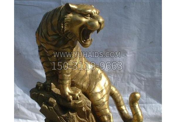 山上老虎动物铜雕雕塑