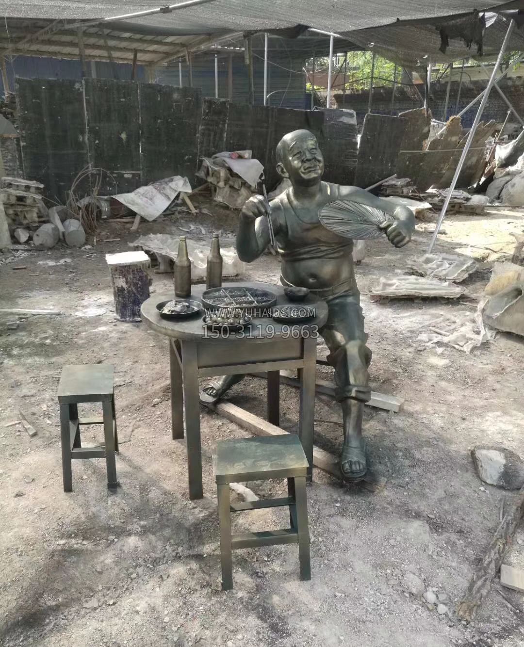 老汉吃火锅仿铜雕塑