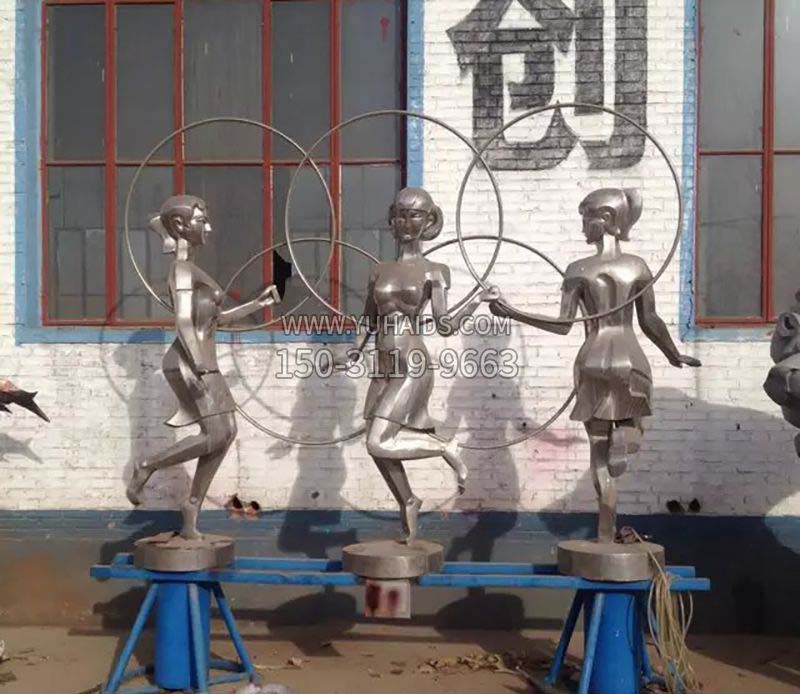 不锈钢自由操运动雕塑
