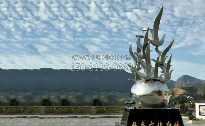 广场不锈钢鸟雕塑