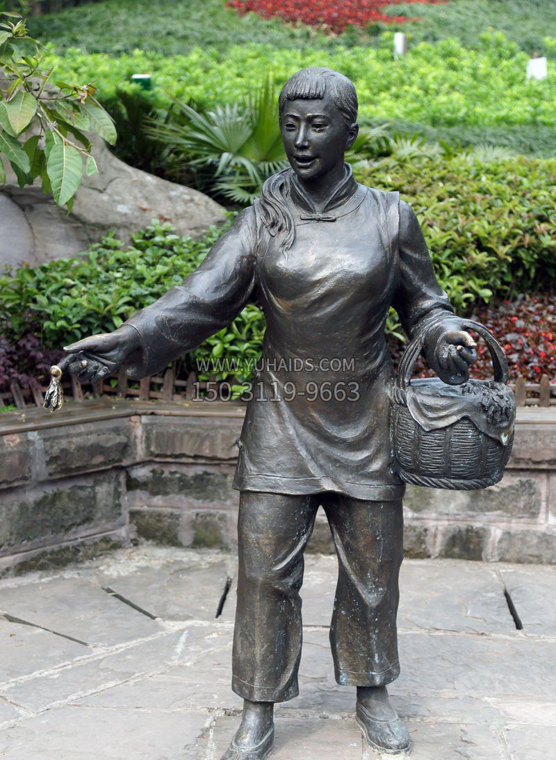 公园提篮子的女人景观铜雕雕塑