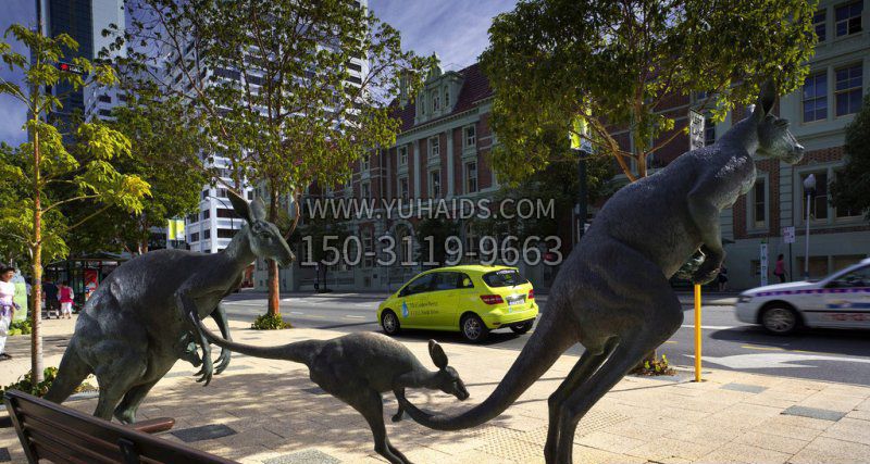 公园跳跃的袋鼠动物铜雕雕塑