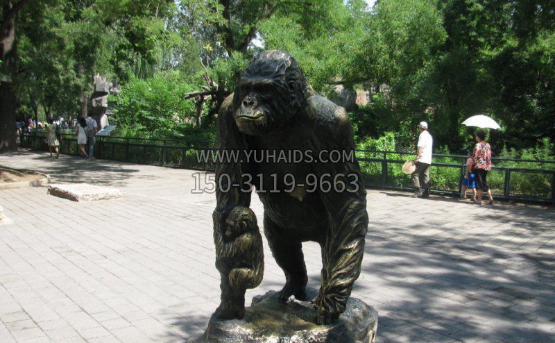 公园大猩猩动物铜雕 (2)雕塑