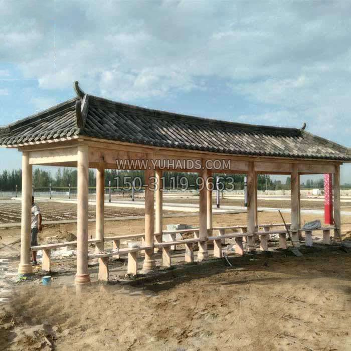 带瓦石雕长廊雕塑