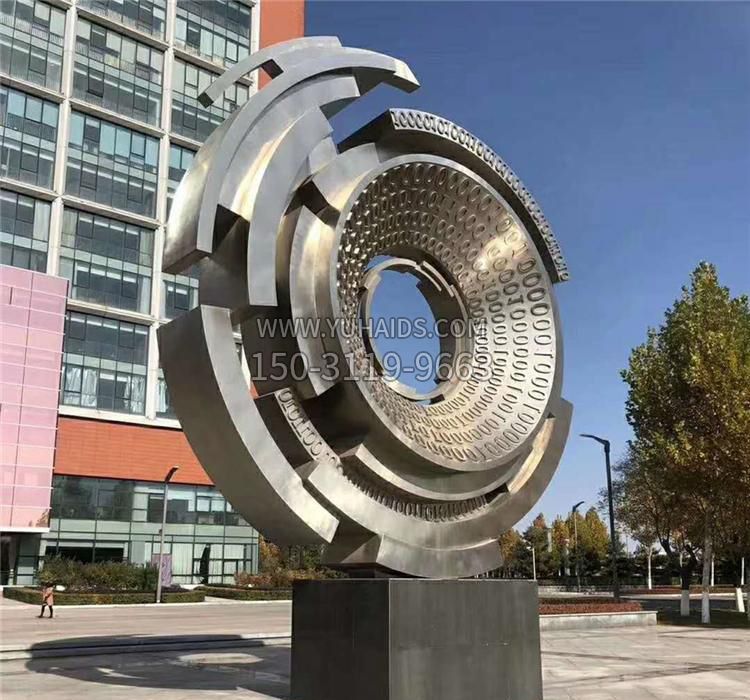 不锈钢广场齿轮雕塑