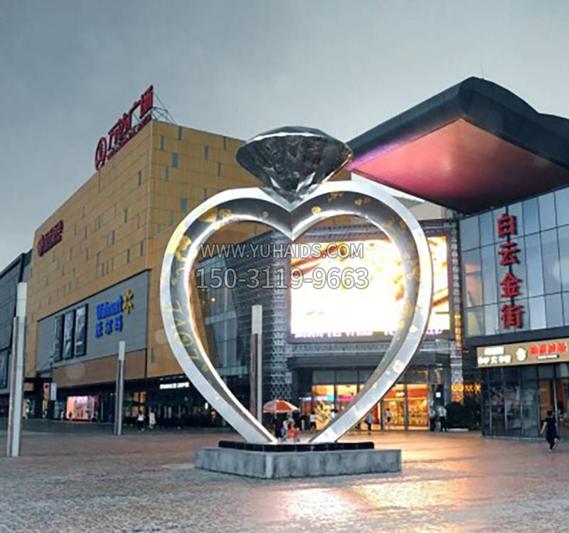 不锈钢城市钻石雕塑