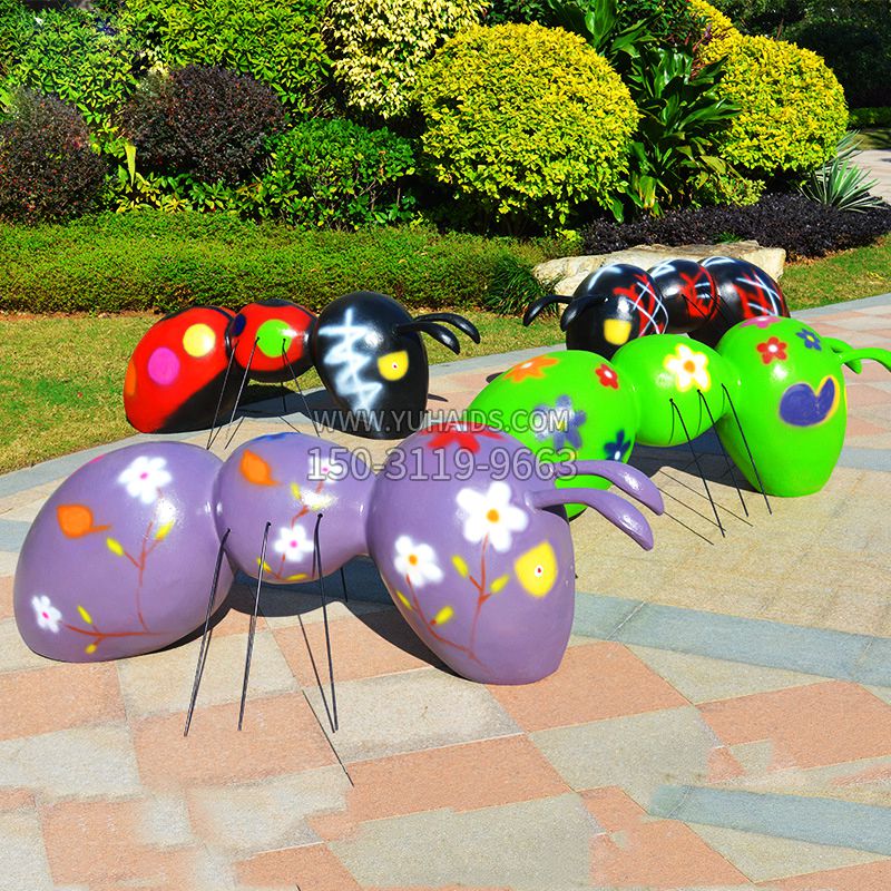 玻璃钢彩绘蚂蚁摆件雕塑