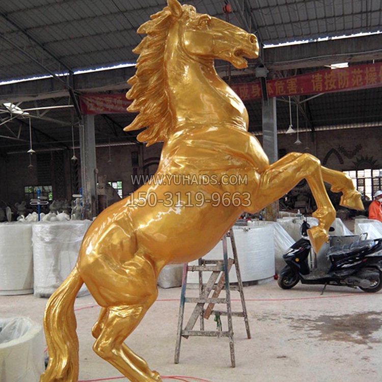 玻璃钢仿铜漆金雕塑马