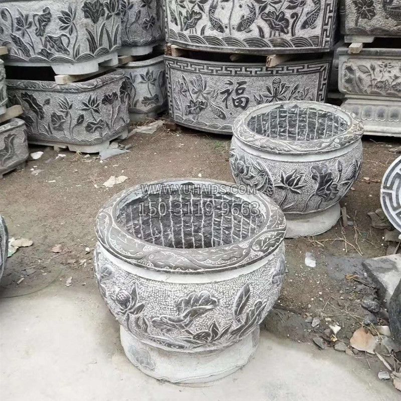别墅水缸石雕塑