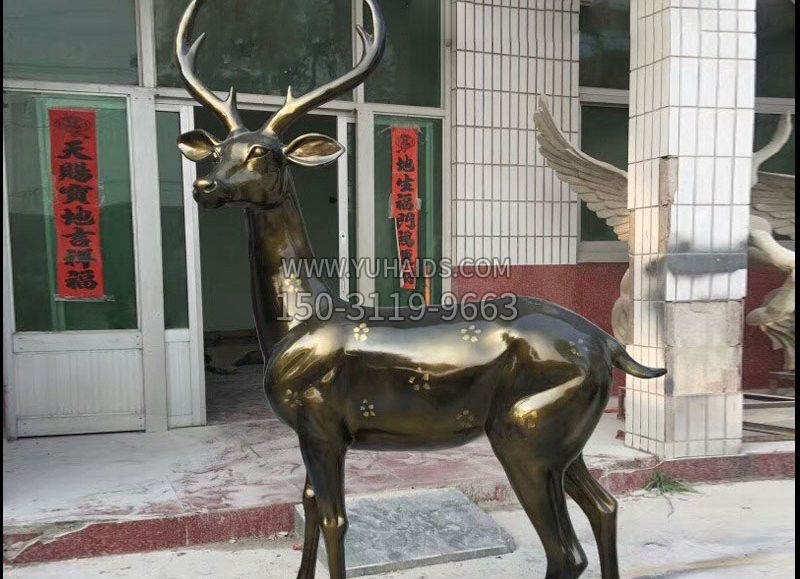 玻璃钢仿铜梅花鹿雕塑