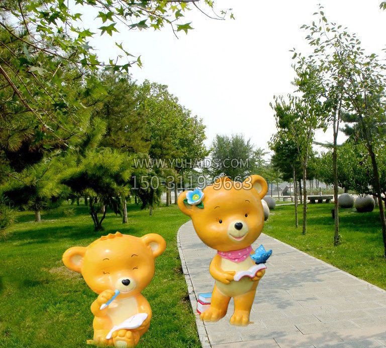 玻璃钢卡通小熊雕塑