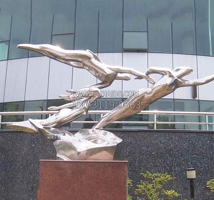 不锈钢公园鲤鱼群雕塑 不锈钢公园鲤鱼群雕塑