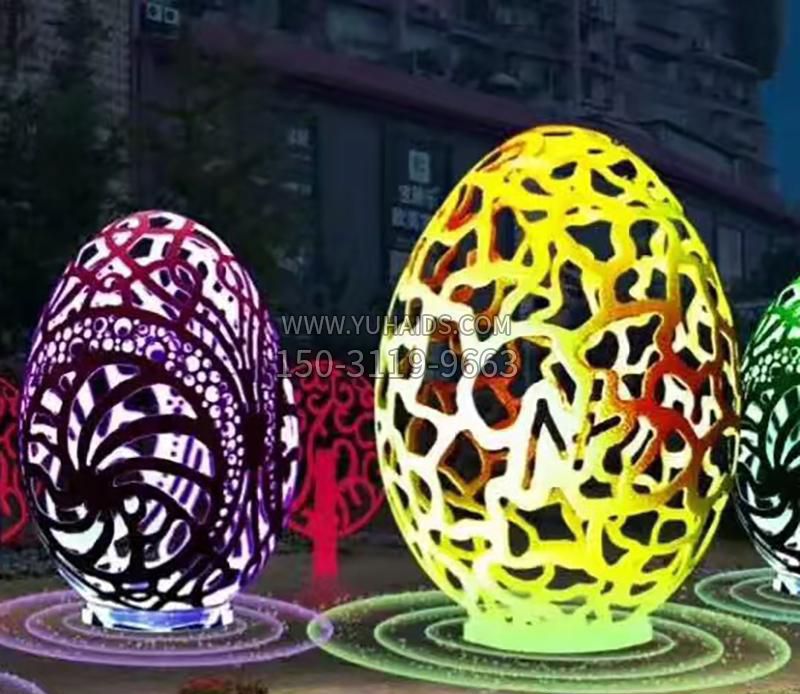 不锈钢镂空鸡蛋景观雕塑