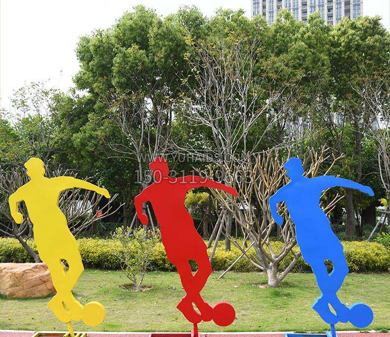 不锈钢运动踢足球人物雕塑