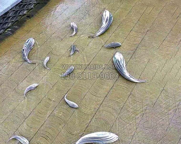 抽象不锈钢小鱼雕塑