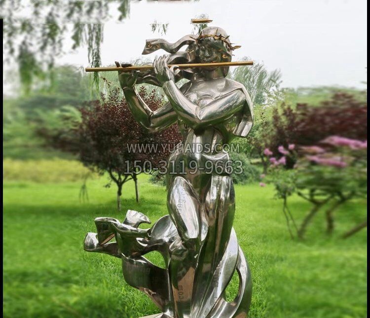 吹笛子的女孩公园不锈钢雕塑