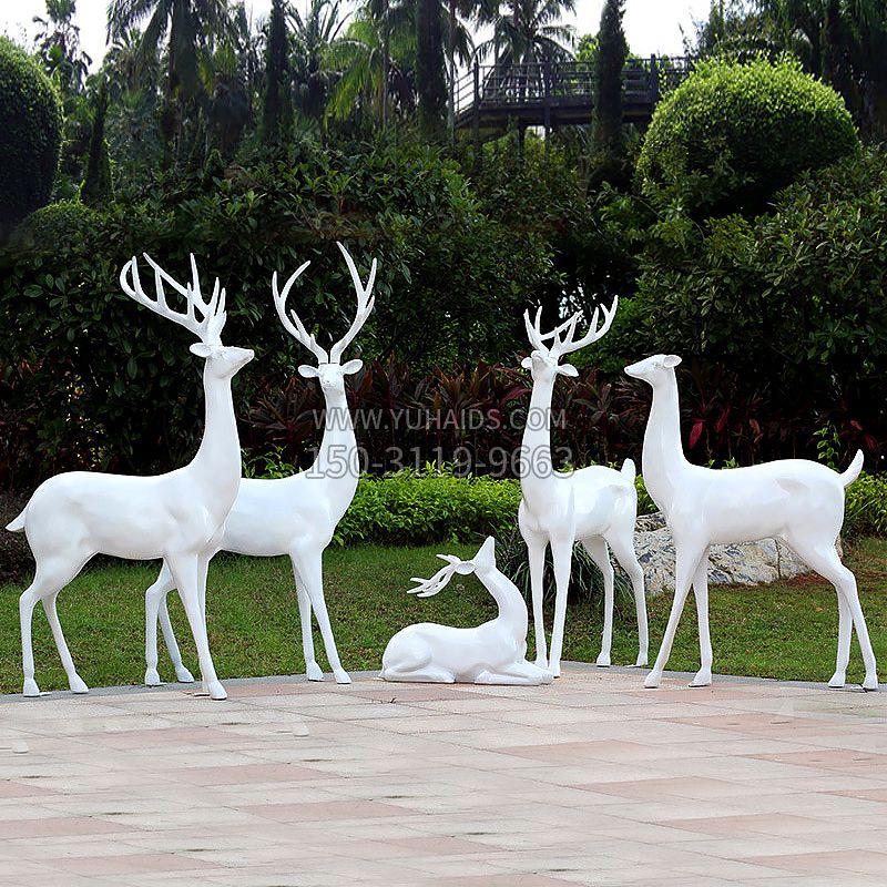 纯白玻璃钢鹿-公园动物雕塑摆件