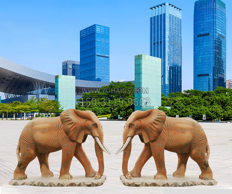 雕刻石雕大象的雕塑