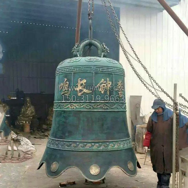 仿古青铜钟雕塑