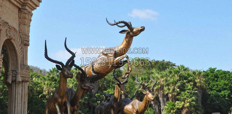 公园奔跑羚羊动物铜雕雕塑