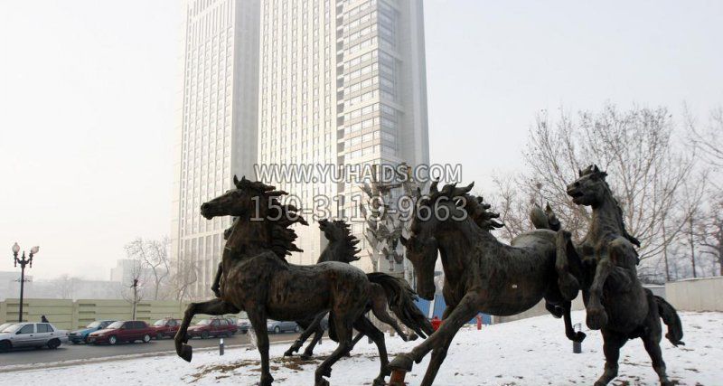 公园飞奔的马群动物铜雕雕塑