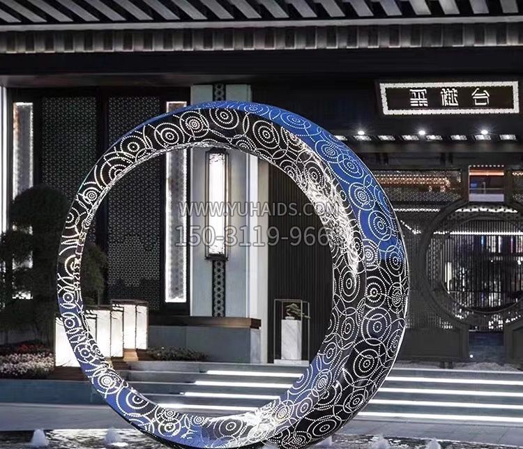 广场不锈钢圆环喷泉雕塑
