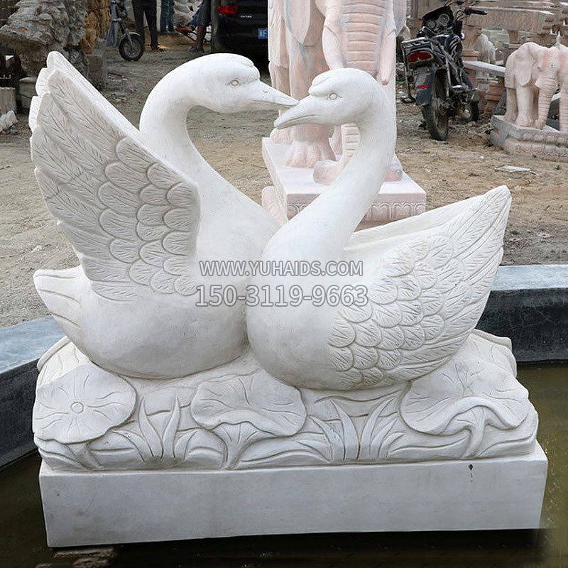 汉白玉天鹅石雕塑