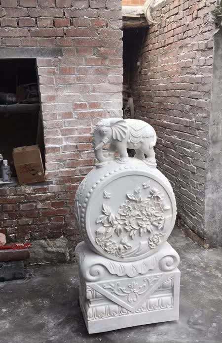 汉白玉小象抱鼓石雕塑