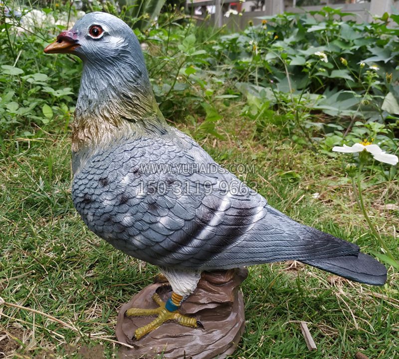 红旗和平鸽雕塑图片