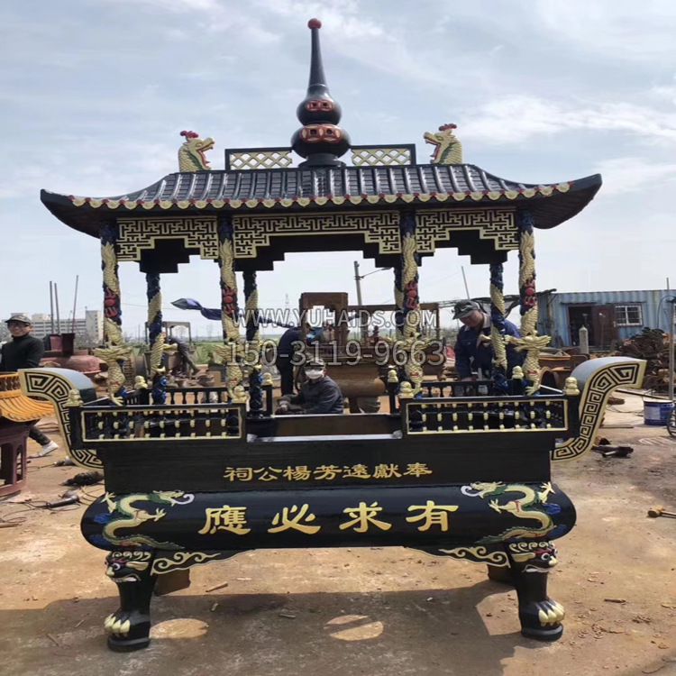 精铜雕刻香炉雕塑