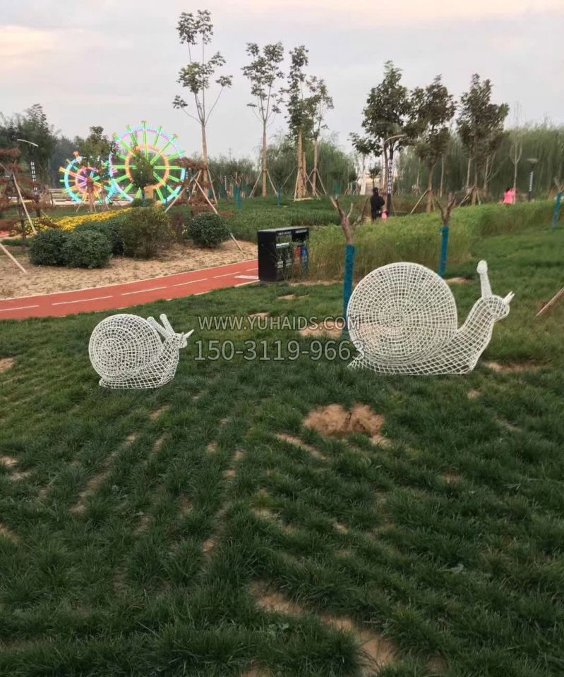 镂空蜗牛不锈钢雕塑