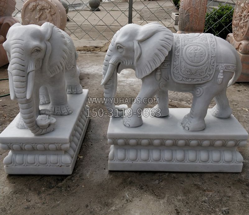 门前石雕大象雕塑