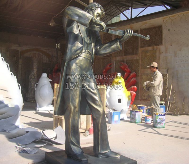 男人演奏小提琴人物景观铜雕雕塑